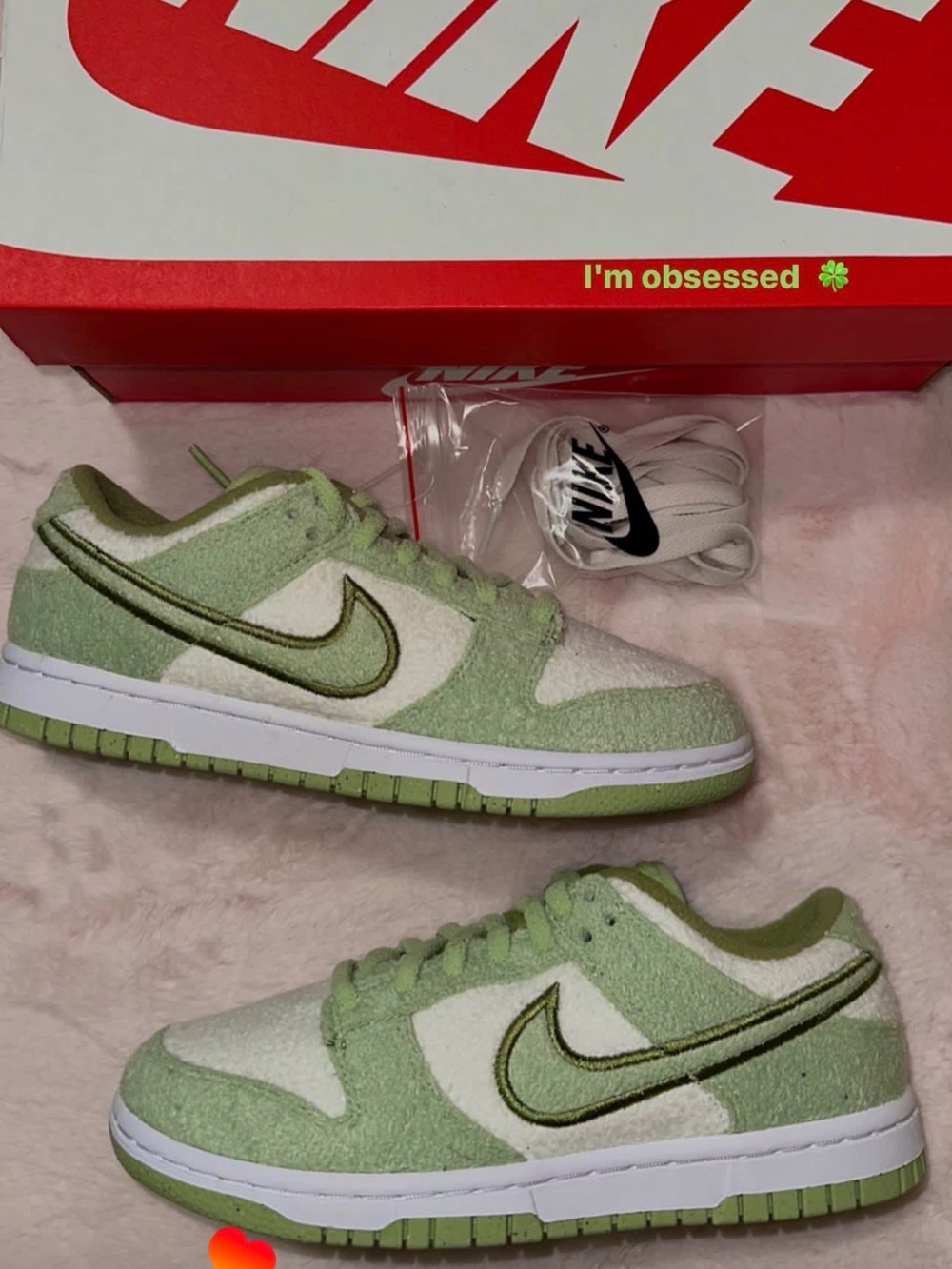 Nike Kids Green and Cream Low-Top Sneakers